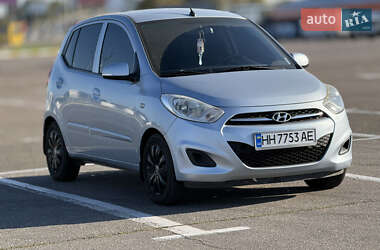 Хетчбек Hyundai i10 2011 в Одесі