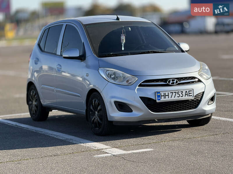 Hyundai i10 2011