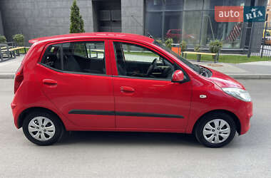 Хетчбек Hyundai i10 2011 в  фото 7 Хетчбек Hyundai i10 2011 в