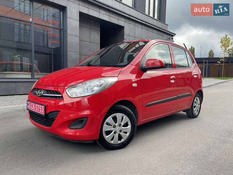 Хетчбек Hyundai i10 2011 в Києві