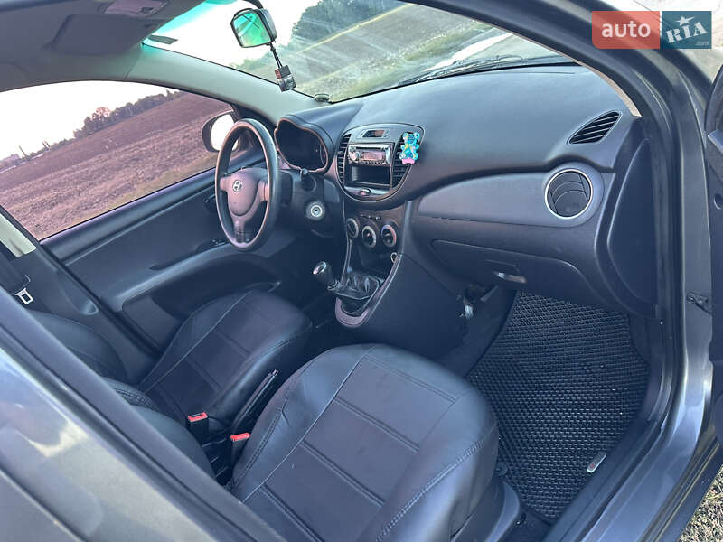 Хэтчбек Hyundai i10 2013 в Полтаве фото 26 Хэтчбек Hyundai i10 2013 в Полтаве