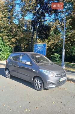 Хэтчбек Hyundai i10 2013 в Киеве Хэтчбек Hyundai i10 2013 в Киеве