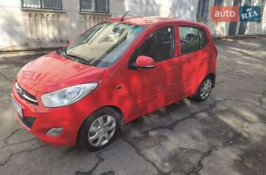 Хэтчбек Hyundai i10 2011 в  фото 10 Хэтчбек Hyundai i10 2011 в