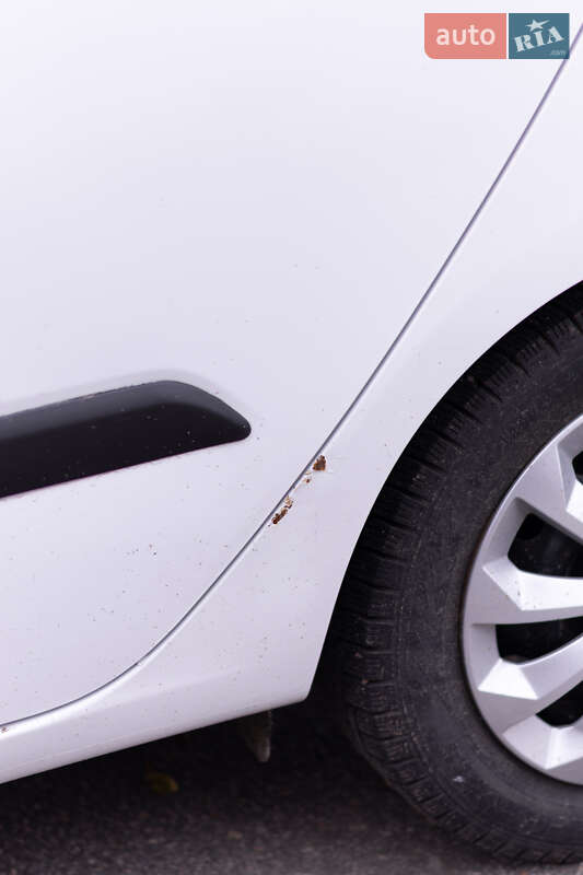 Хетчбек Hyundai i10 2013 в Кременчуці фото 24 Хетчбек Hyundai i10 2013 в Кременчуці