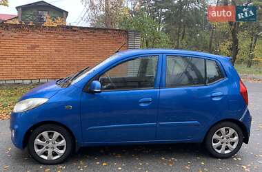 Хэтчбек Hyundai i10 2011 в Киеве