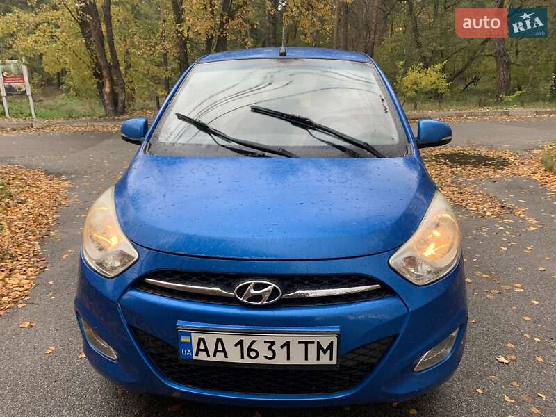 Хэтчбек Hyundai i10 2011 в Киеве фото 2 Хэтчбек Hyundai i10 2011 в Киеве