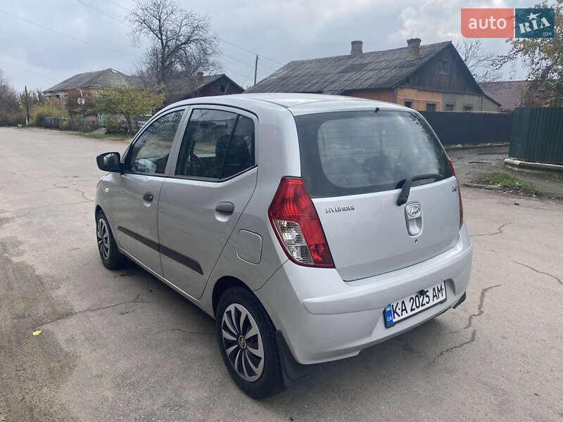 Хетчбек Hyundai i10 2010 в Первомайську фото 7 Хетчбек Hyundai i10 2010 в Первомайську