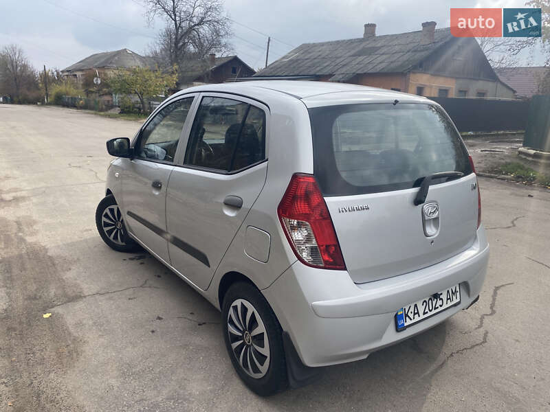 Хетчбек Hyundai i10 2010 в Первомайську фото 9 Хетчбек Hyundai i10 2010 в Первомайську