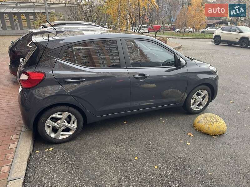 Хетчбек Hyundai i10 2023 в Києві