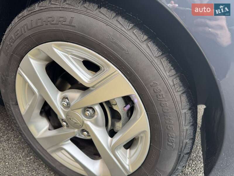 Хетчбек Hyundai i10 2023 в Києві