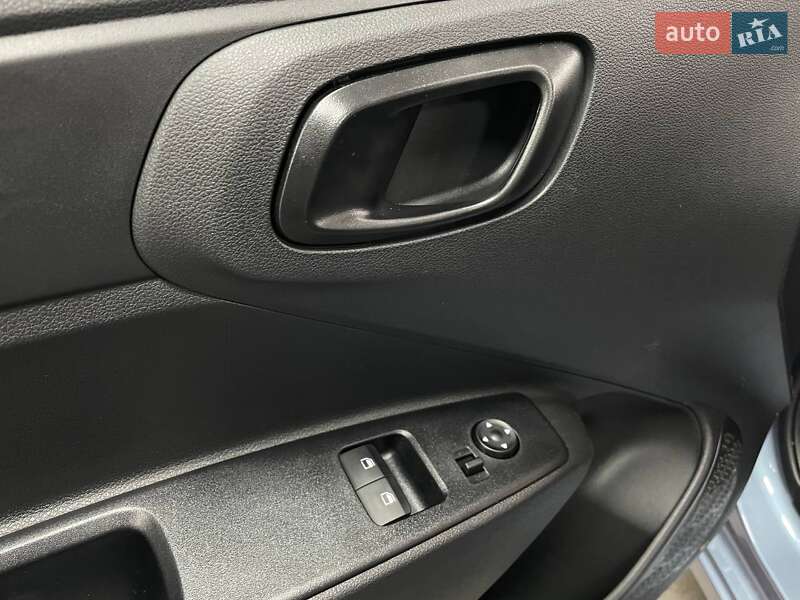 Хетчбек Hyundai i10 2025 в Києві фото 16 Хетчбек Hyundai i10 2025 в Києві