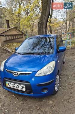 Хэтчбек Hyundai i10 2008 в Запорожье