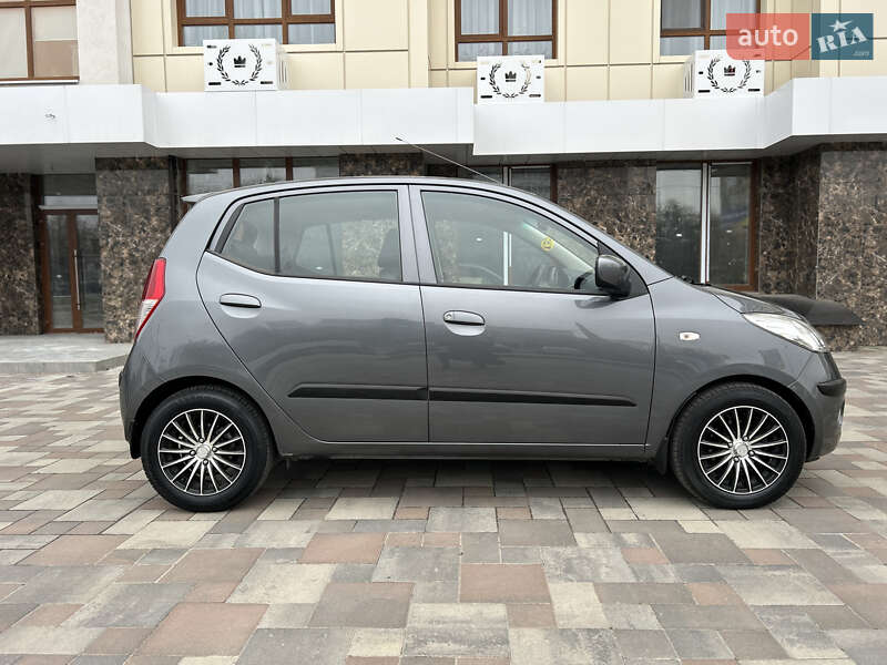 Хэтчбек Hyundai i10 2008 в Черкассах