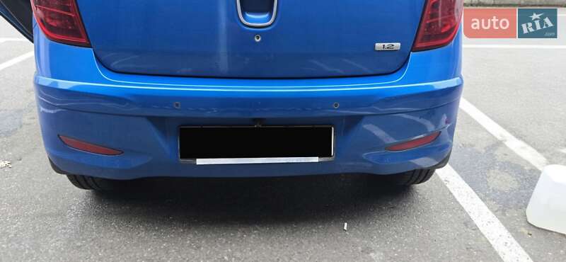 Хетчбек Hyundai i10 2011 в Києві