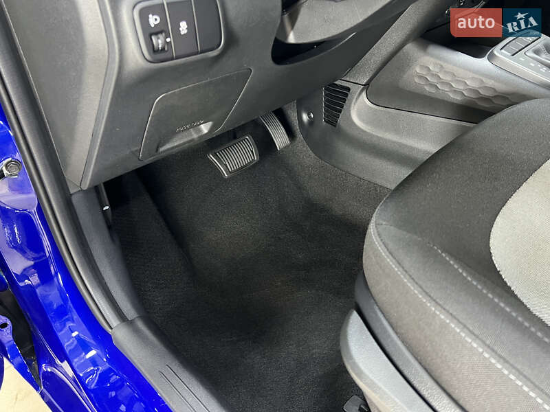 Хэтчбек Hyundai i10 2021 в Киеве