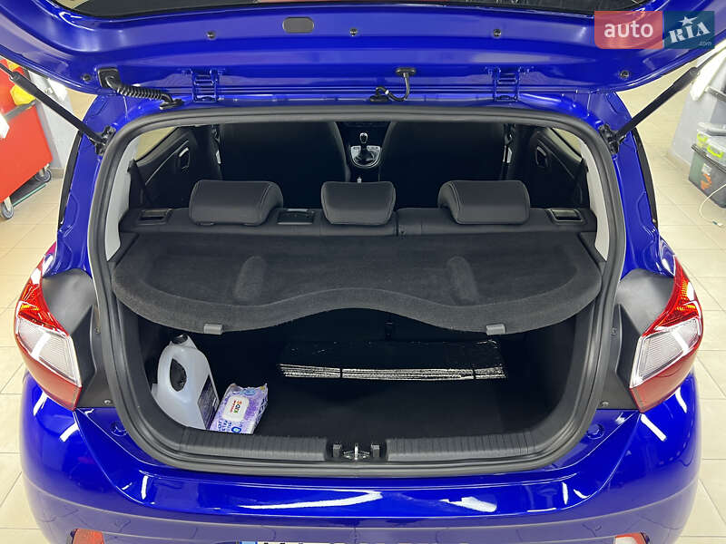 Хэтчбек Hyundai i10 2021 в Киеве