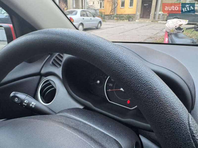 Хетчбек Hyundai i10 2013 в Вінниці фото 19 Хетчбек Hyundai i10 2013 в Вінниці