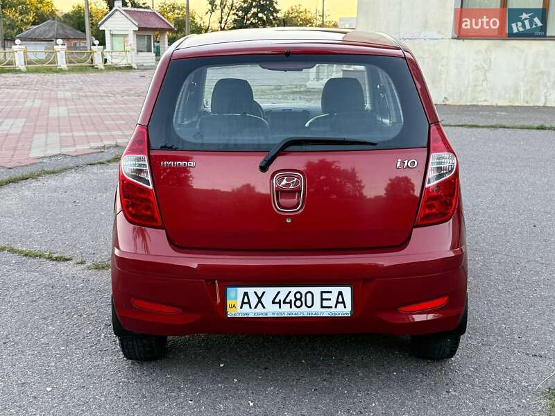 Хэтчбек Hyundai i10 2013 в Харькове фото 9 Хэтчбек Hyundai i10 2013 в Харькове