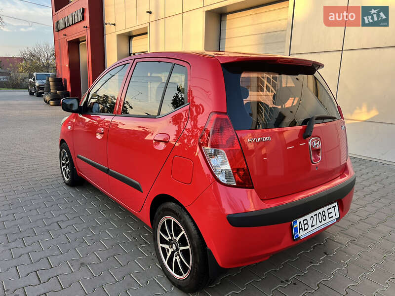 Хэтчбек Hyundai i10 2008 в Одессе