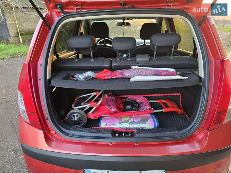 Хетчбек Hyundai i10 2008 в Одесі