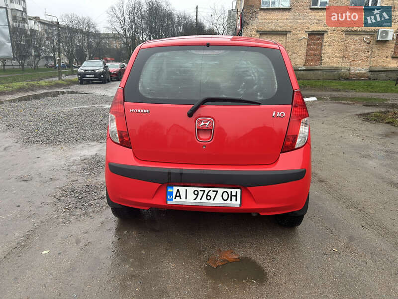 Хэтчбек Hyundai i10 2008 в Киеве