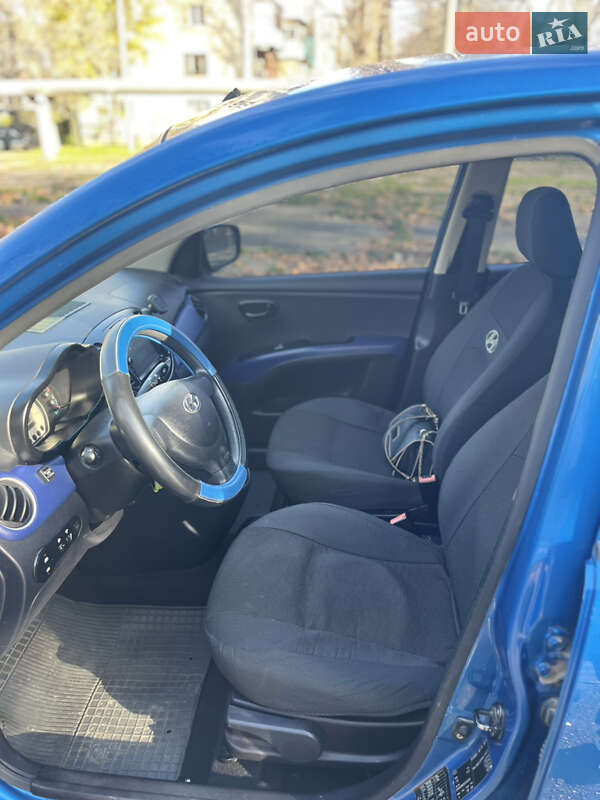 Хэтчбек Hyundai i10 2008 в Одессе