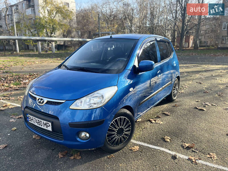 Хэтчбек Hyundai i10 2008 в Одессе