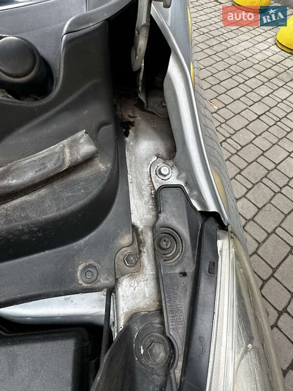 Хэтчбек Hyundai i10 2012 в Киеве