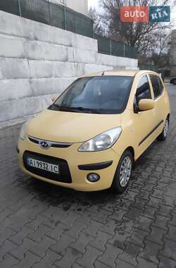 Хетчбек Hyundai i10 2008 в Обухові