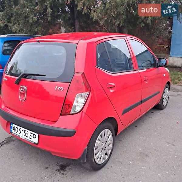 Хетчбек Hyundai i10 2008 в Ужгороді