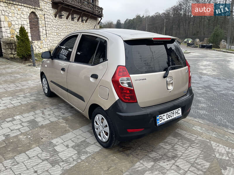 Хетчбек Hyundai i10 2011 в Львові