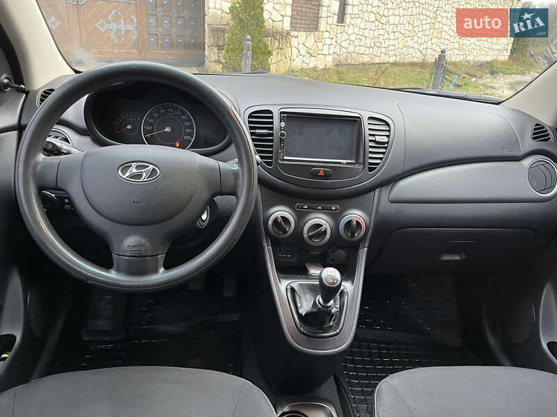 Хетчбек Hyundai i10 2011 в Львові