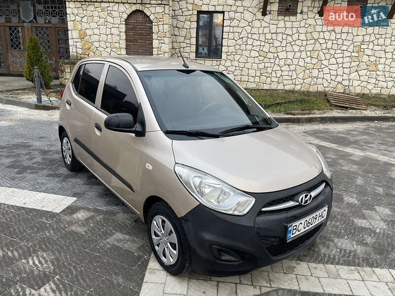 Хетчбек Hyundai i10 2011 в Львові