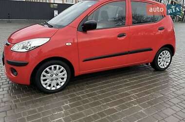 Хэтчбек Hyundai i10 2009 в Херсоне