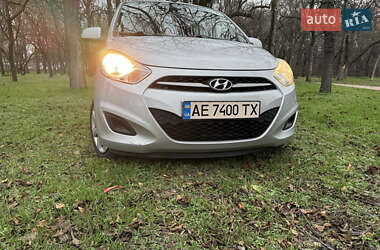 Хэтчбек Hyundai i10 2013 в Днепре