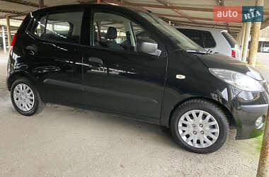 Хэтчбек Hyundai i10 2008 в Одессе