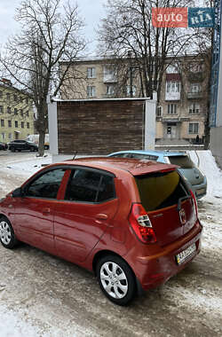 Хетчбек Hyundai i10 2012 в Житомирі