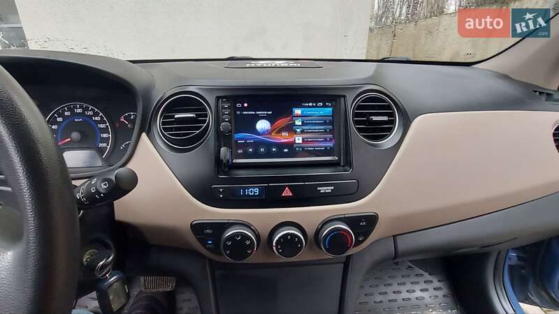 Хетчбек Hyundai i10 2014 в Миколаєві