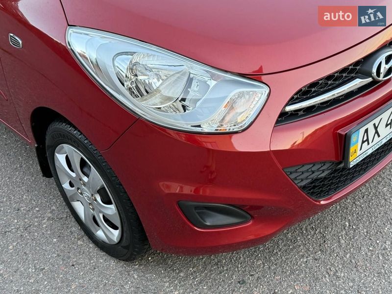 Хэтчбек Hyundai i10 2013 в Харькове