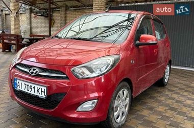 Хэтчбек Hyundai i10 2012 в Киеве