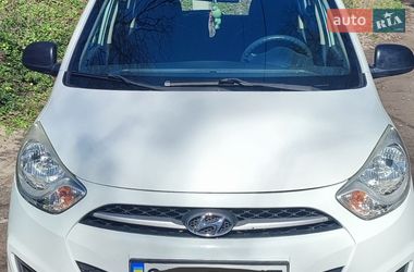 Хэтчбек Hyundai i10 2013 в Каневе