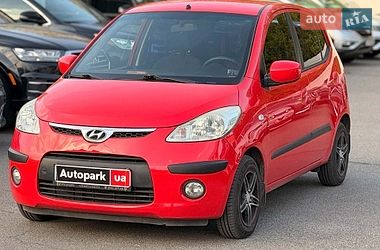 Хэтчбек Hyundai i10 2008 в Киеве