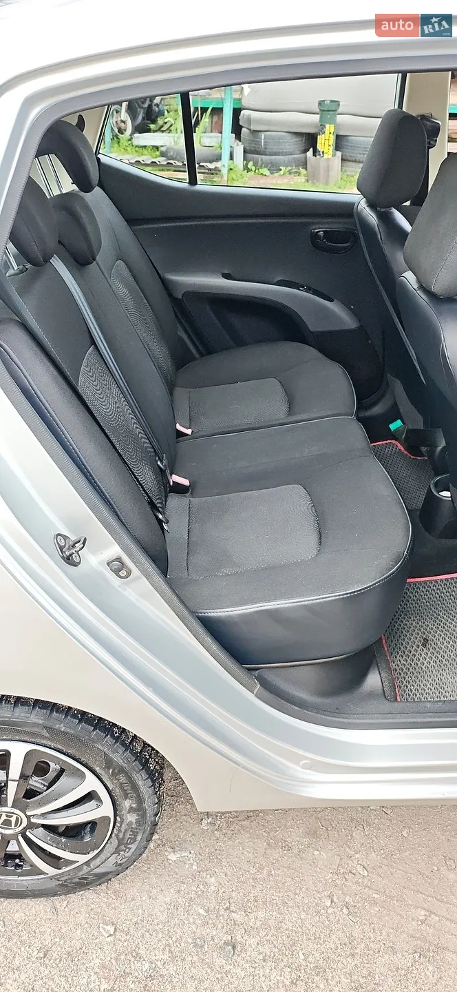 2011 Hyundai i10 - мініатюра 18