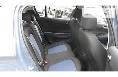 Хэтчбек Hyundai i20 2015 в 