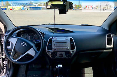 Хэтчбек Hyundai i20 2010 в Днепре