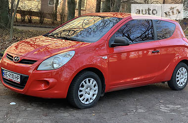 Хэтчбек Hyundai i20 2010 в Днепре