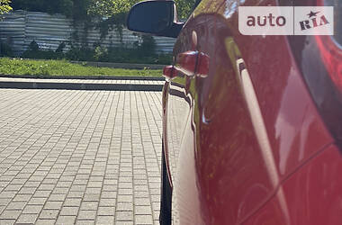 Хетчбек Hyundai i20 2011 в 
