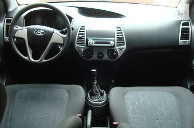 Хетчбек Hyundai i20 2011 в Чернігові