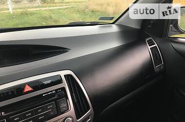Хэтчбек Hyundai i20 2013 в 