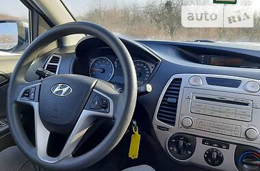 Хэтчбек Hyundai i20 2010 в Полтаве